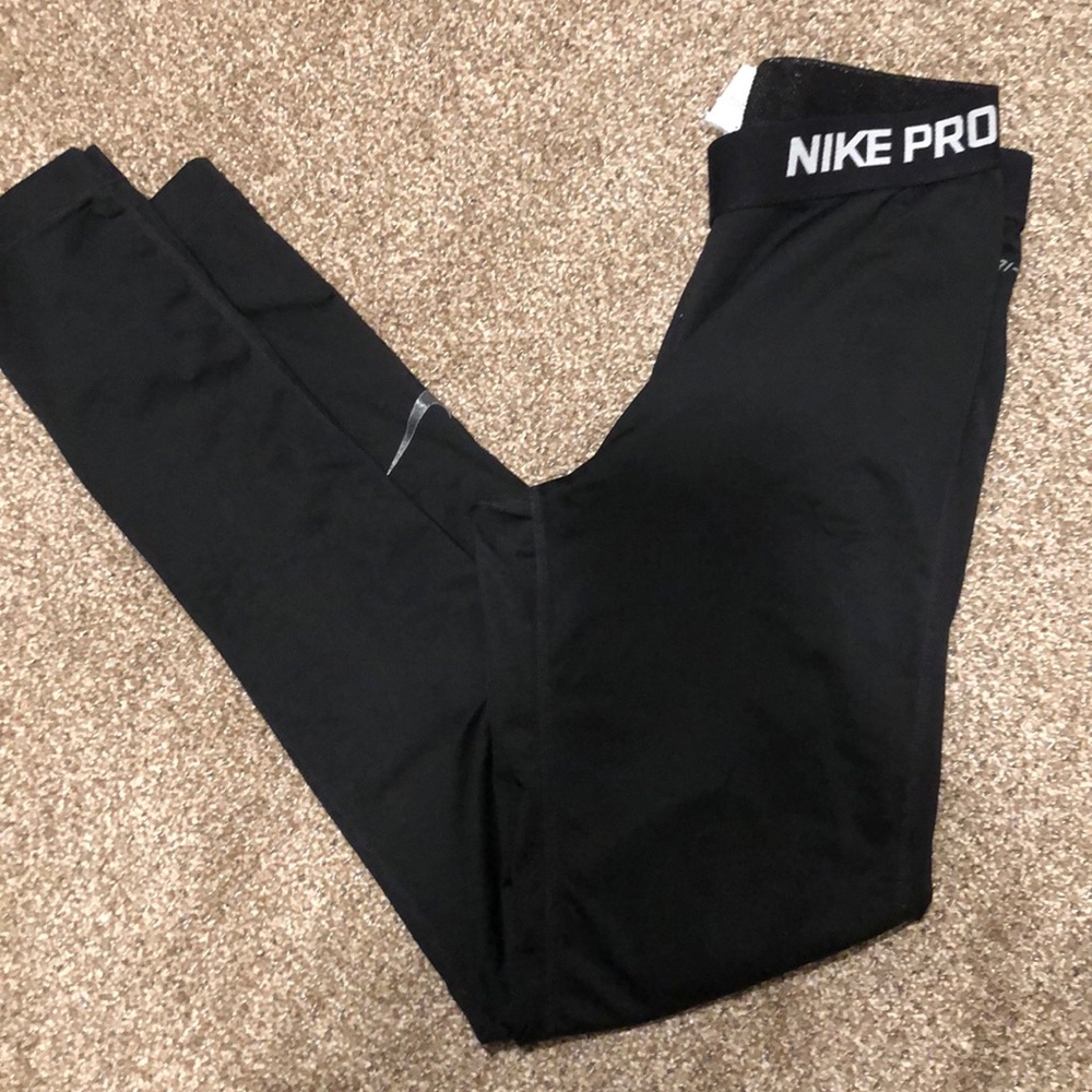 Nike Pro leggings